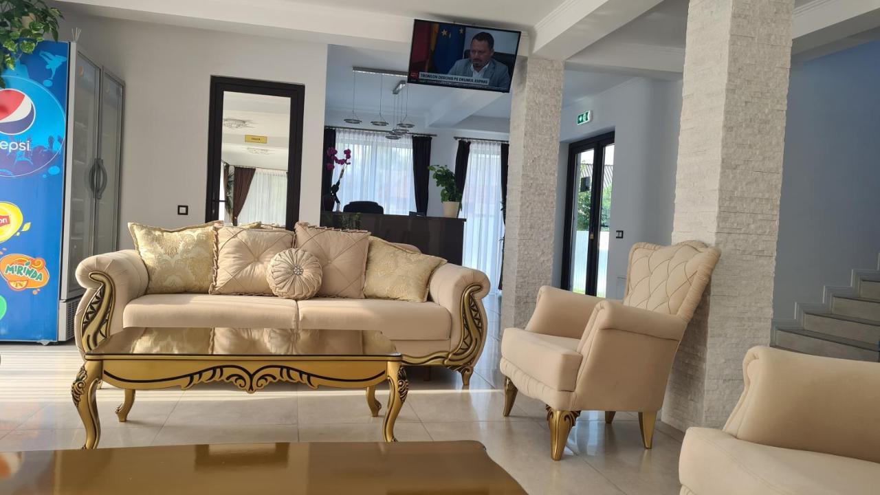 Pensiunea Gold Wellness&Spa Chiscau Экстерьер фото